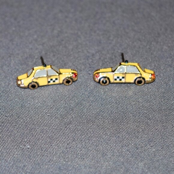 Kate Spade Gogo Taxi Flats Size 8.5 & Matching Taxi Stud Earrings Set - Picture 7 of 7